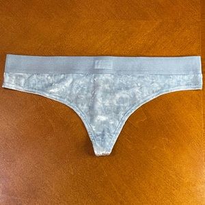 Victoria's Secret PINK Velvet Thong Elastic Waistband Panty Underwear Large NWT
